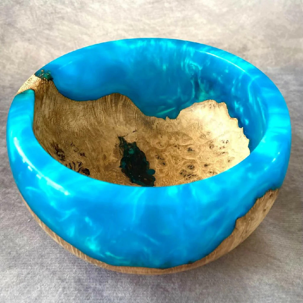 Handmade English Burr Oak & Turquoise Resin Bowl (150mm) | Yorkshire Wood Art - Image 3