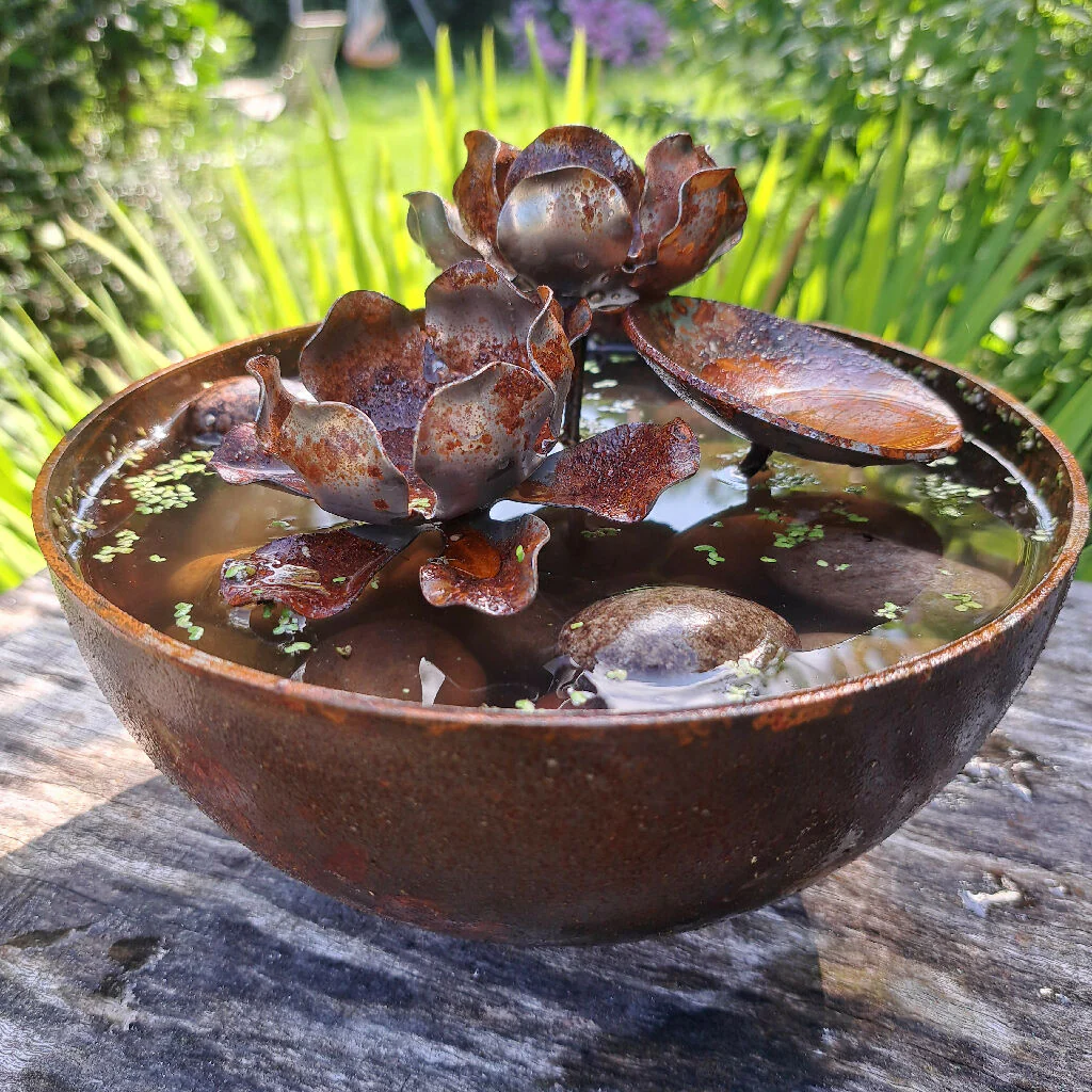 Handmade Lily Garden Water Bowl - Wildlife Water Dish for Garden - Image 2