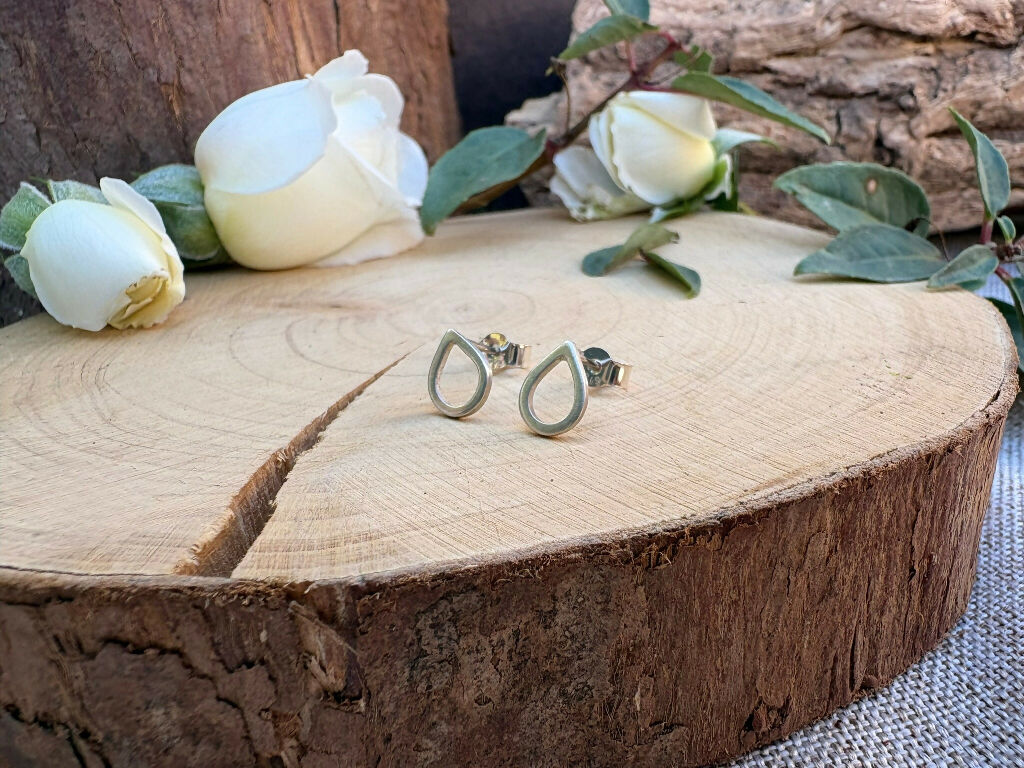 Handmade Sterling Silver Dewdrop Stud Earrings - Image 8