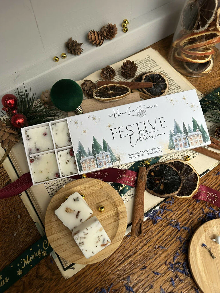 Festive Collection Wax Melt Discovery Box Set - Image 2
