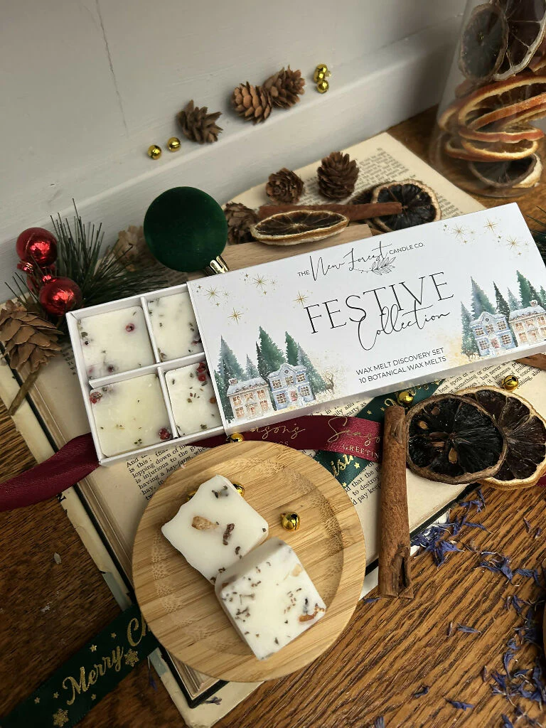 Festive Collection Wax Melt Discovery Box Set - Image 7