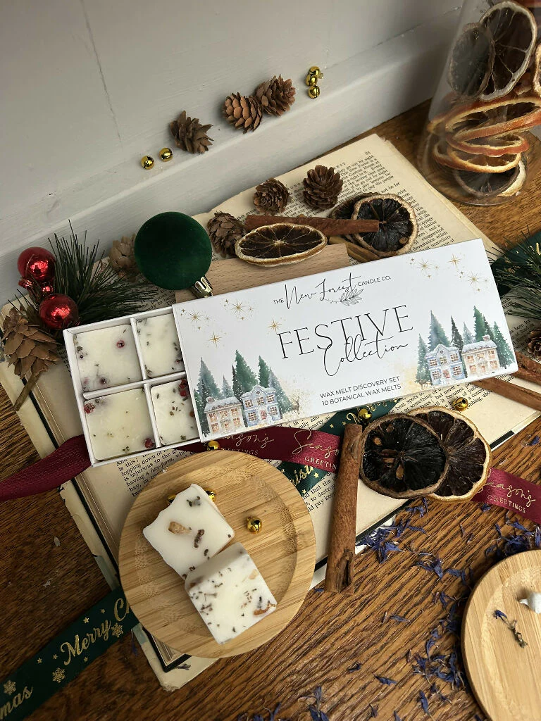 Festive Collection Wax Melt Discovery Box Set - Image 8