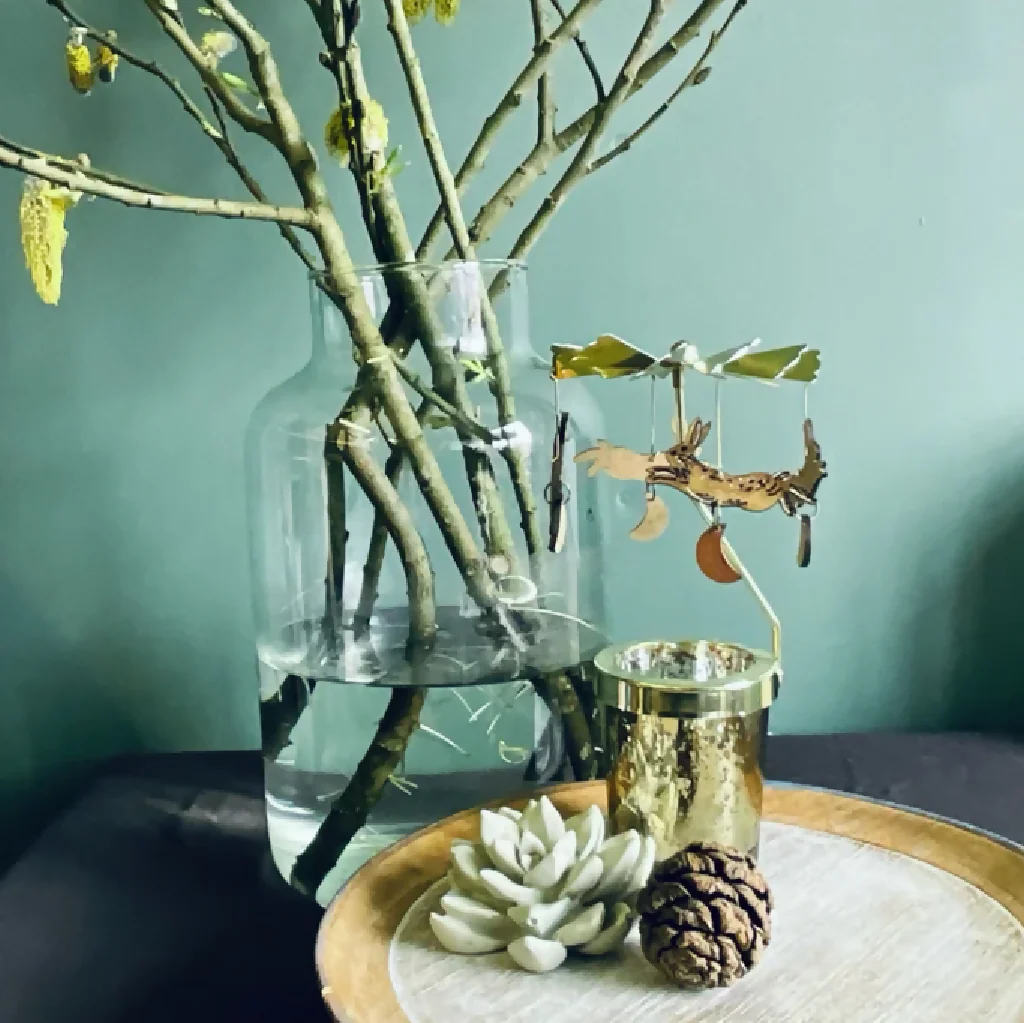 Hare Candle Carousel - Image 3