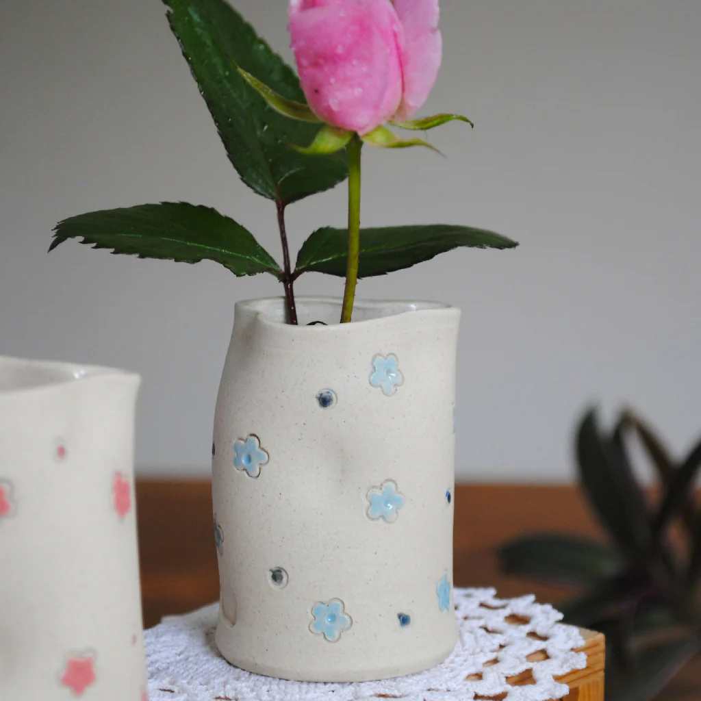 Heart Vase with Dimples - Image 7