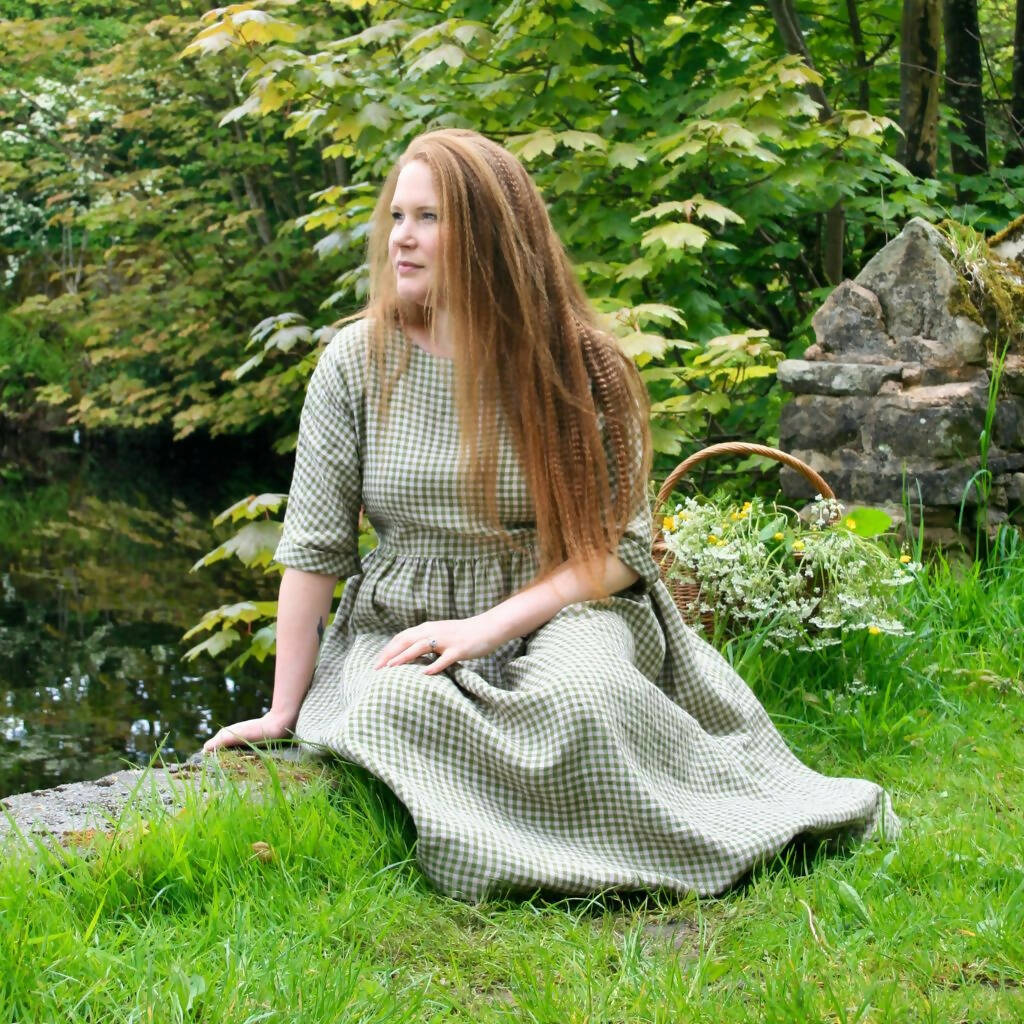 Helen Orchard Check - Image 4