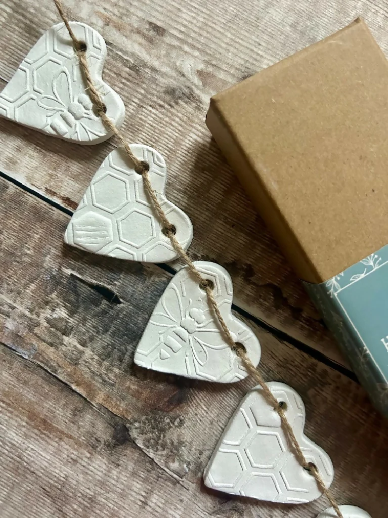 Honey Bee Clay Heart Garland - Image 2