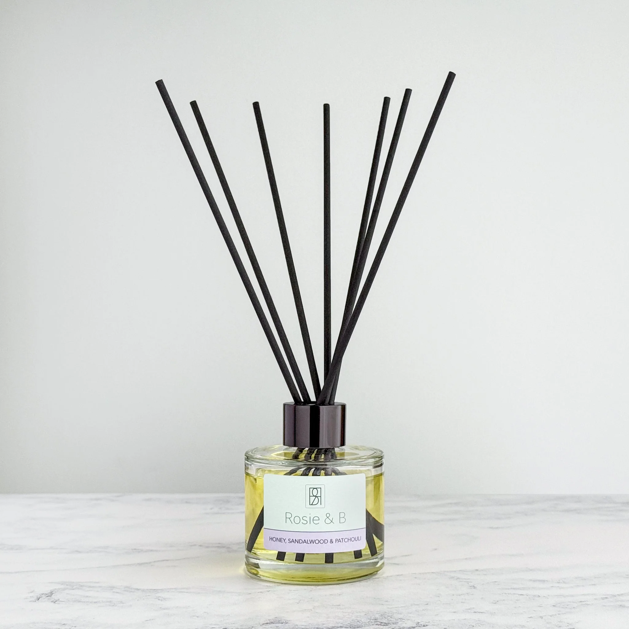 Honey, Sandalwood & Patchouli Reed Diffuser - Image 5