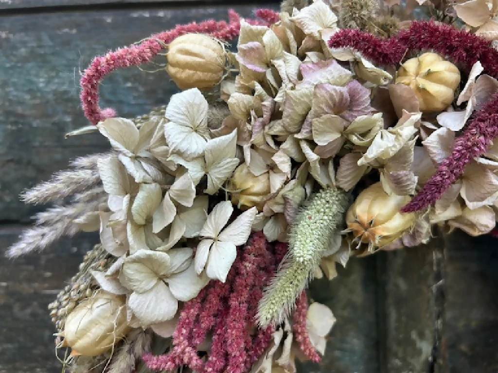 Hydrangea Wreath - Image 2