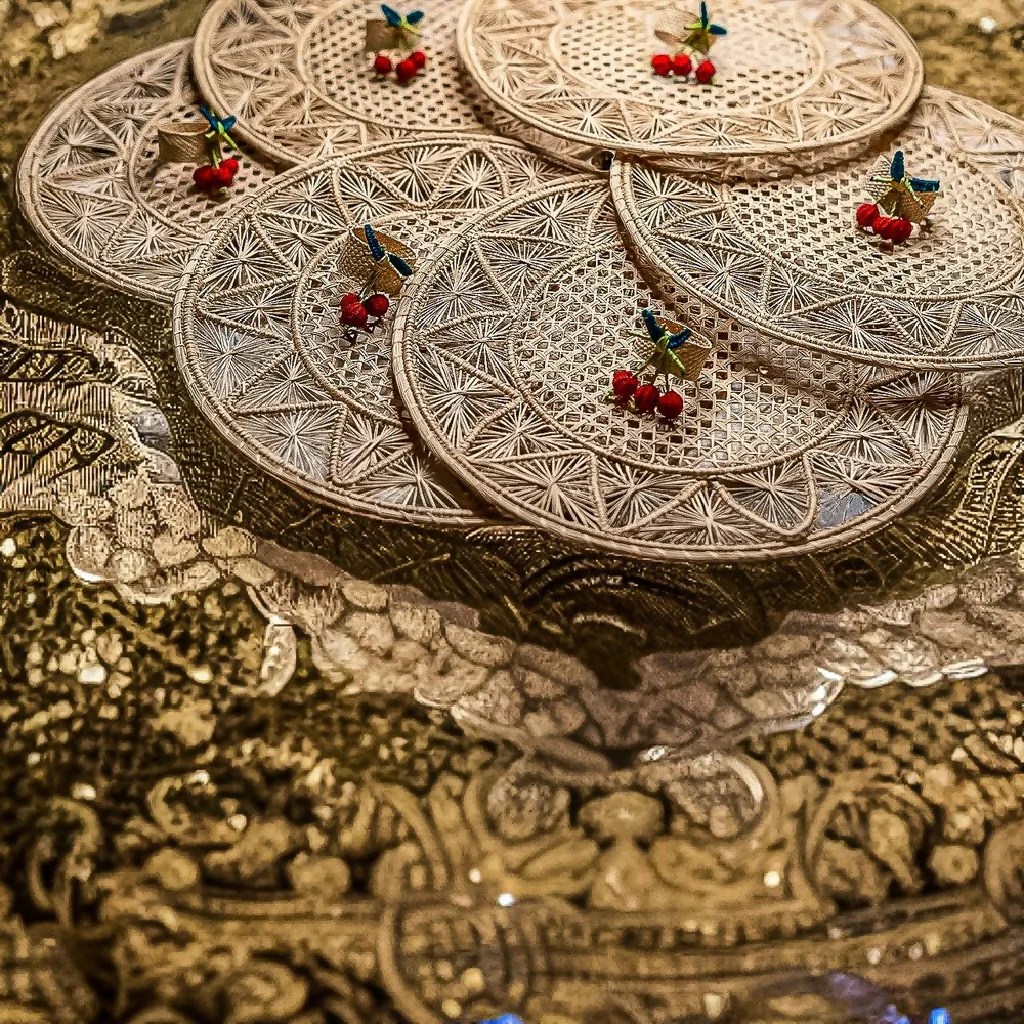 Ines Set of 6 Placemats, Cherry Napkins, Rings Coasters