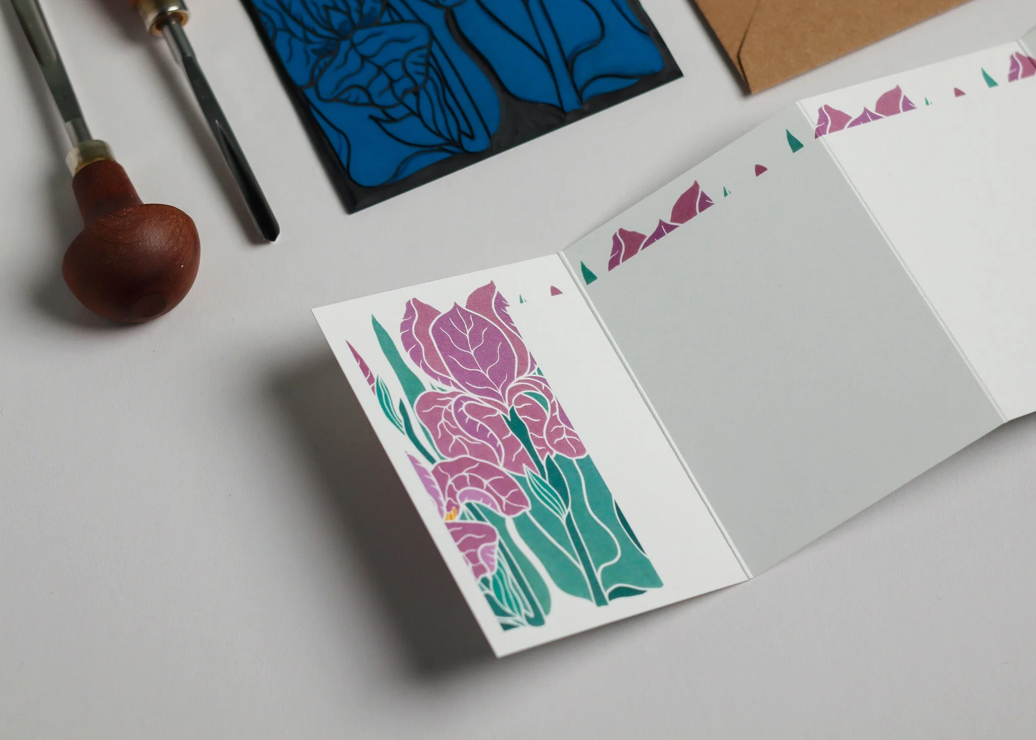 Iris at Dusk Garland Card | Single Card & Envelope - Image 4