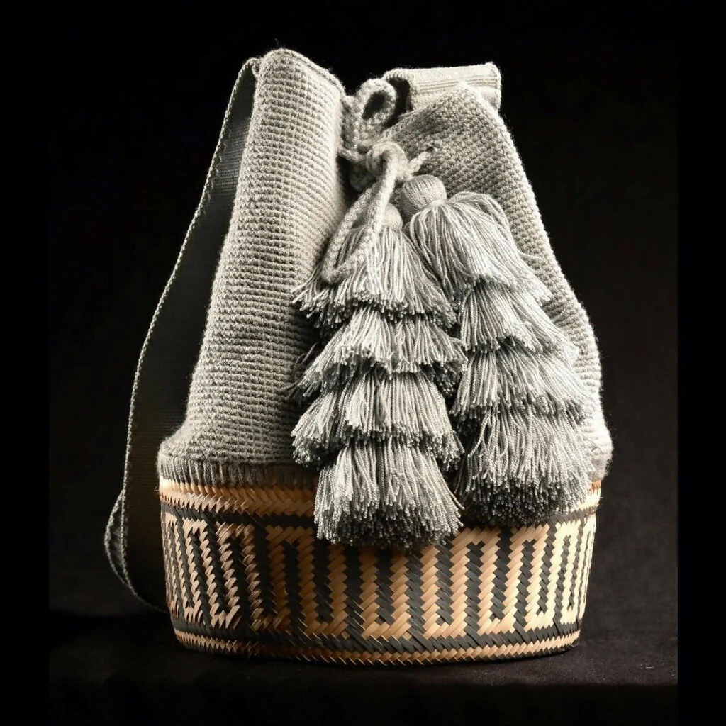Isabel Taupe Iraca Palm - Based Wayuu Bag - Image 6