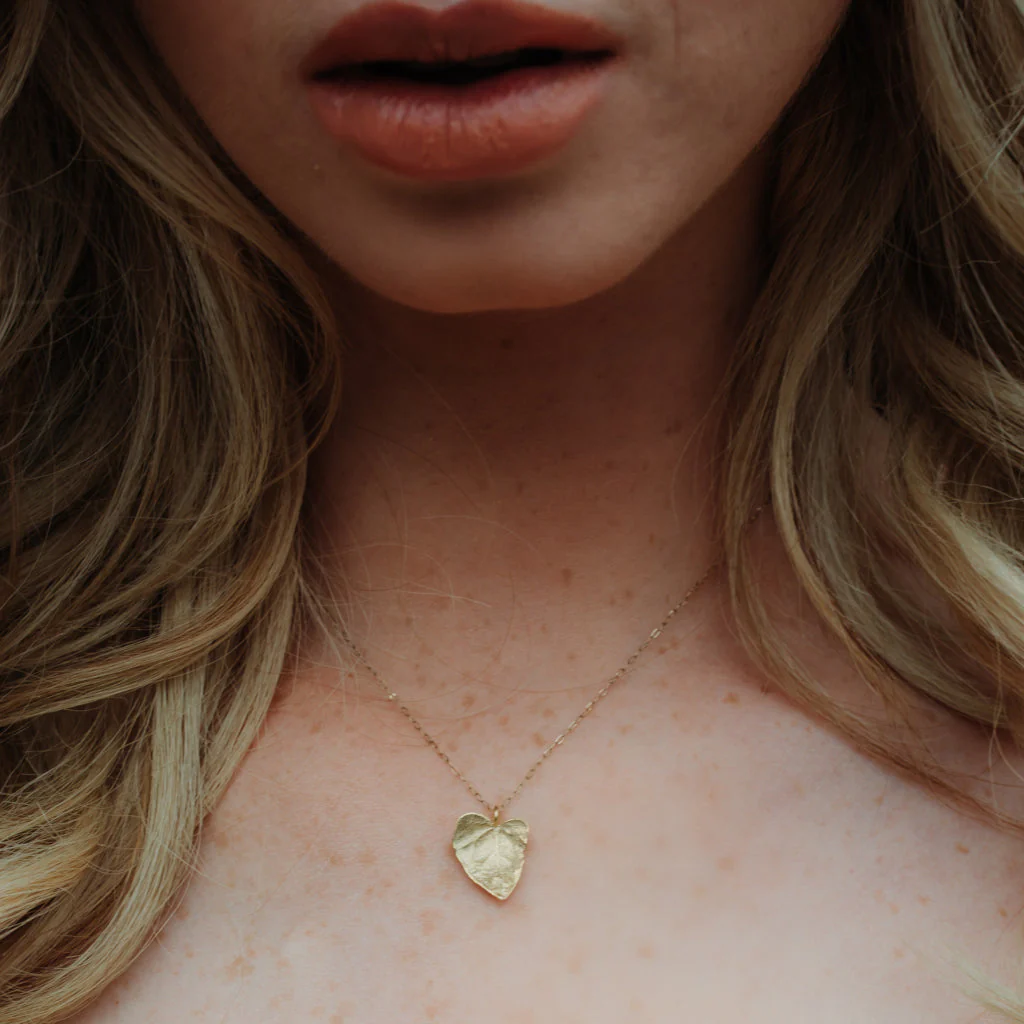 Ivy Heart Leaf Pendant - Image 3