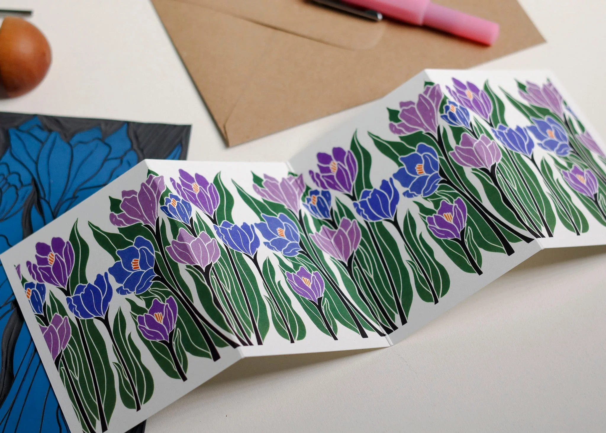 Joy Bloom Crocus Garland Card | Single Card & Envelope - Image 7