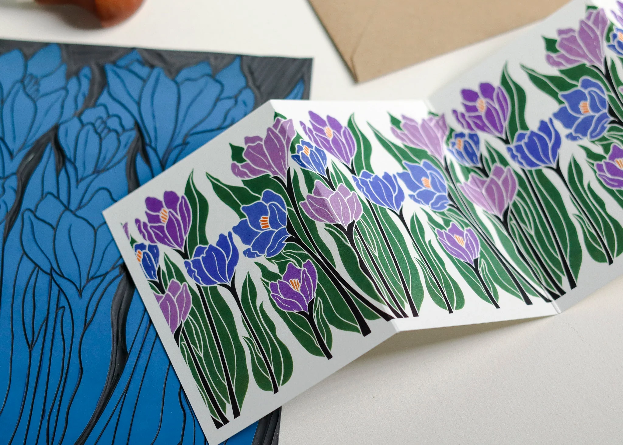 Joy Bloom Crocus Garland Card | Single Card & Envelope - Image 8