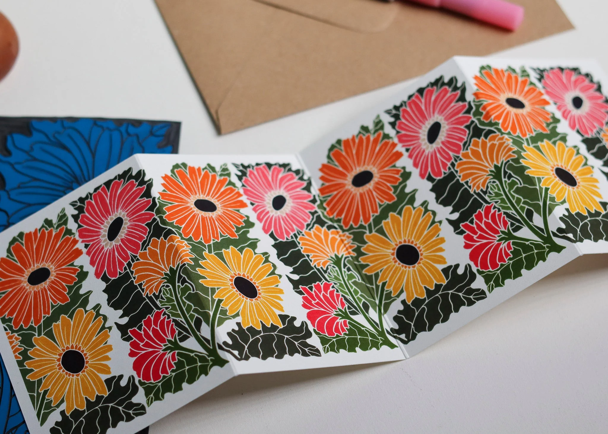 Joy Bloom Gerbera Daisy Garland Card | Single Card & Envelope - Image 8