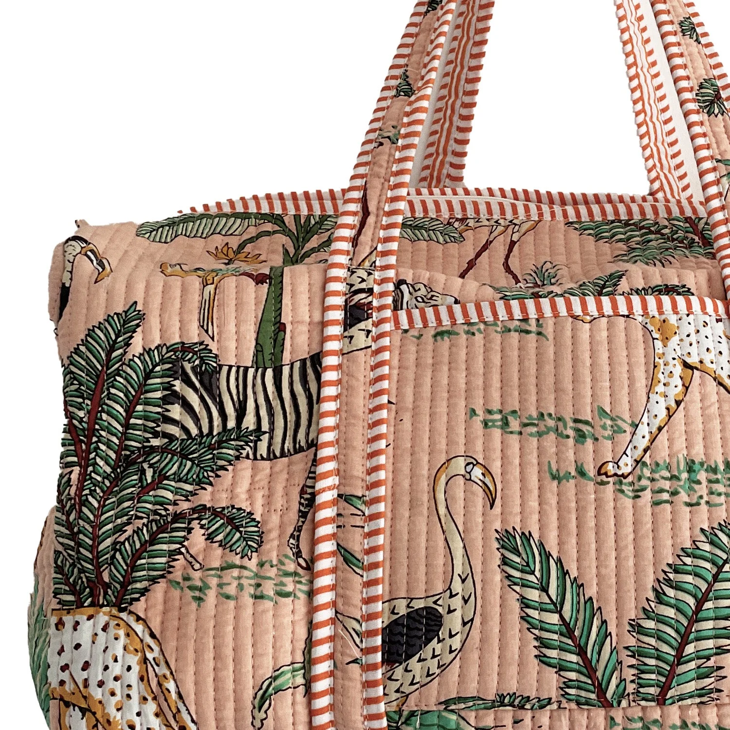 Jungle Print Weekend Duffle Print Bag in Peach - Image 8