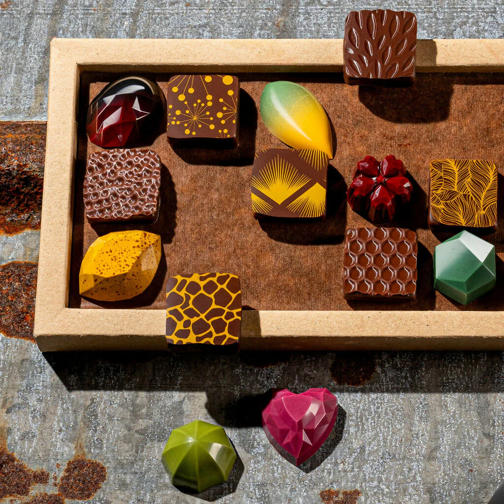 La Fève Anniversary Chocolate Gift Box – 24 Handcrafted Flavours - Image 5