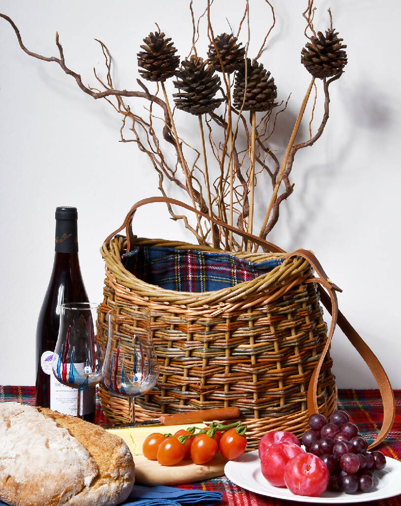 Large Oval Basket with Leather Shoulder Strap and Tartan Lining - Image 3