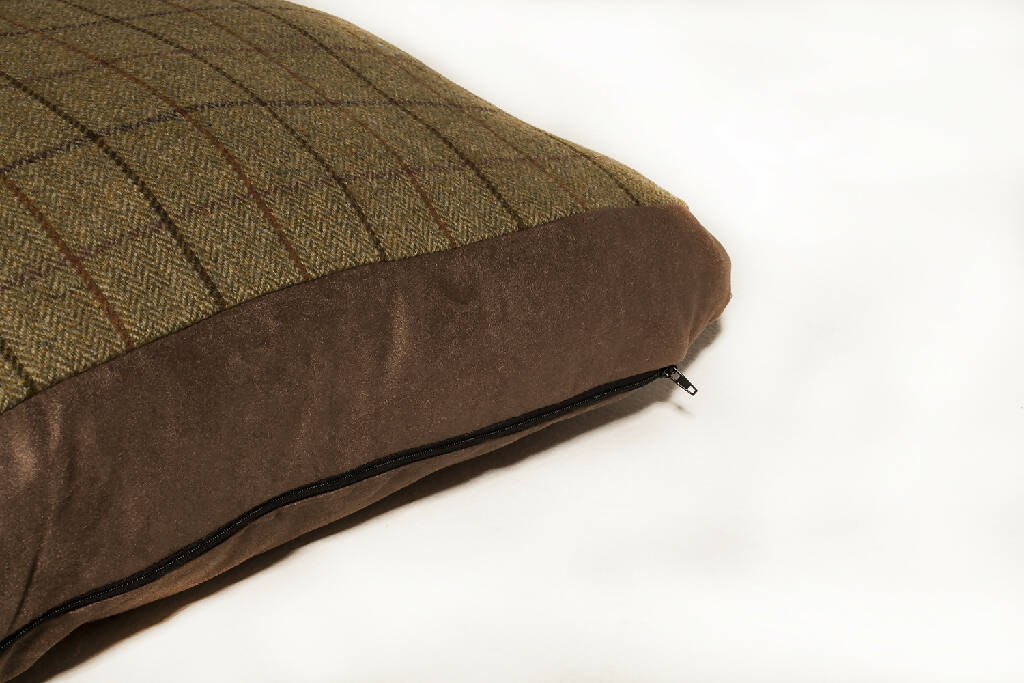 Large Tweed Dog Bed In Olive - Image 4