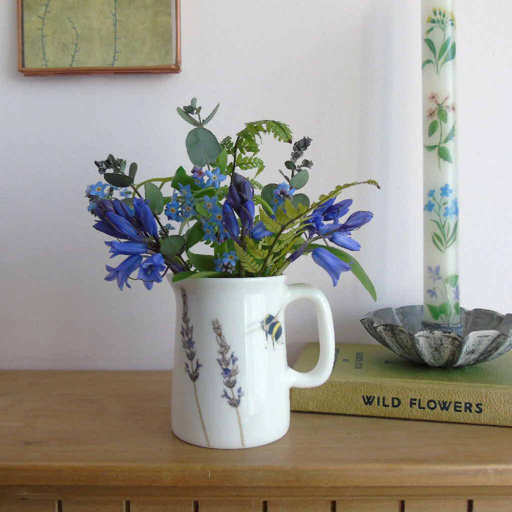 Lavender and Bee Fine Bone China Quarter Pint Jug - Image 3