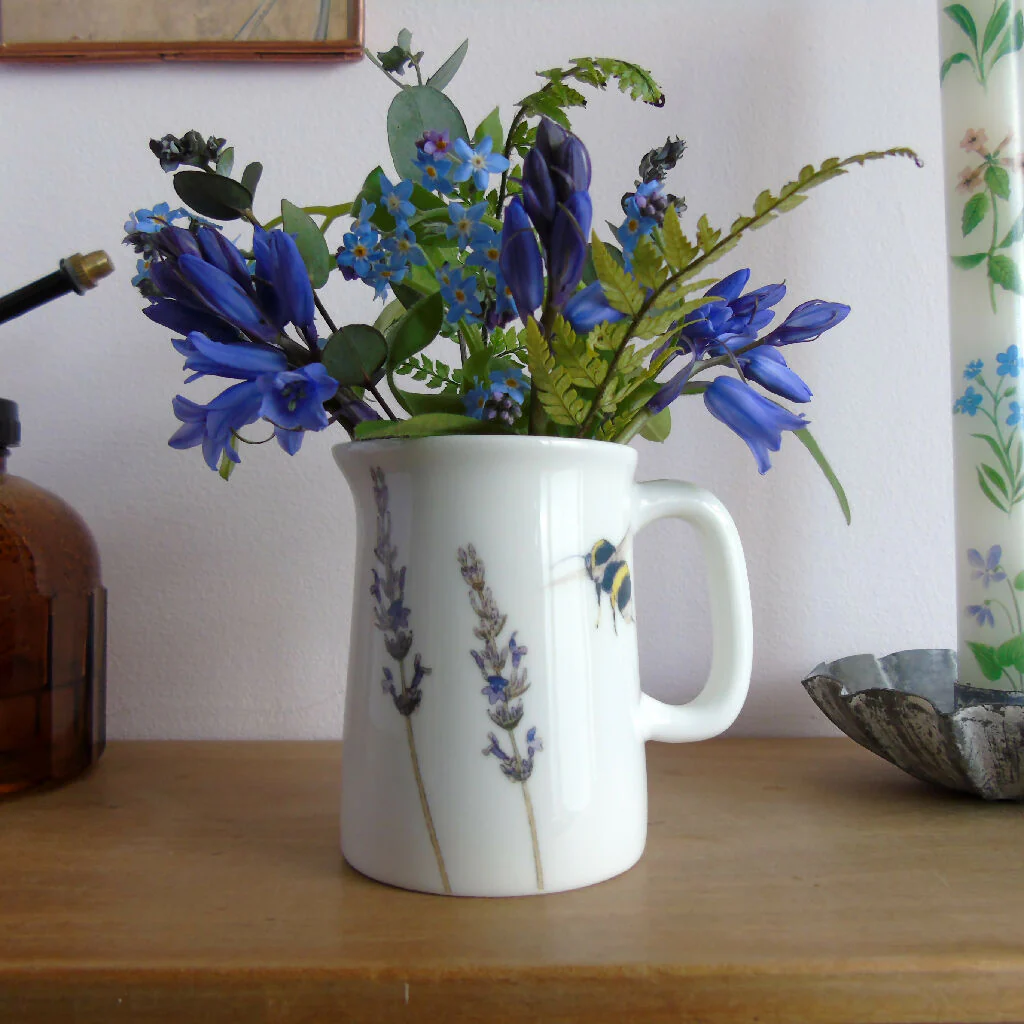 Lavender and Bee Fine Bone China Quarter Pint Jug - Image 4