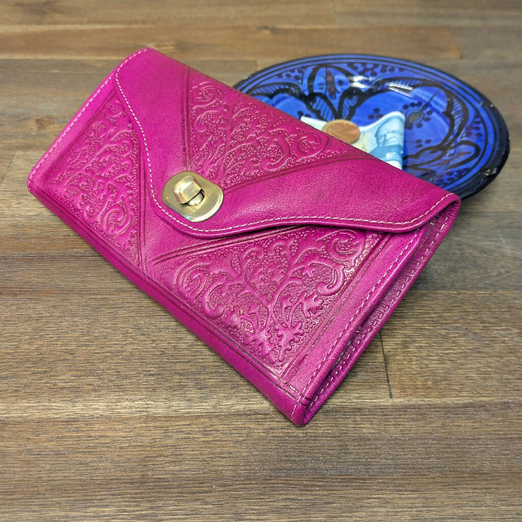 Leather Tri-Fold Purse Pink
