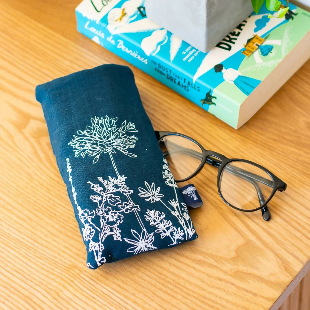Linen Glasses Case Garden Design - Image 4