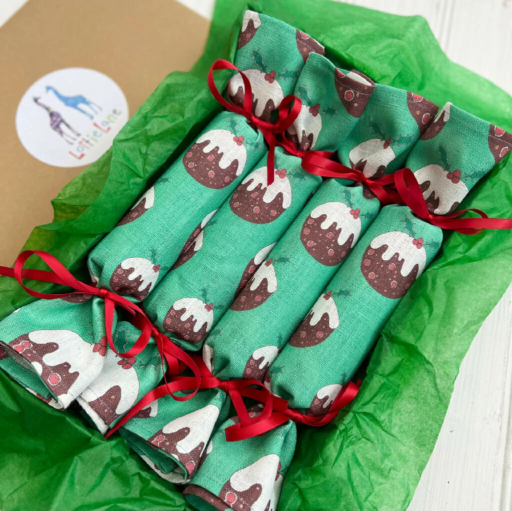 Linen Napkin Crackers - Christmas Puddings