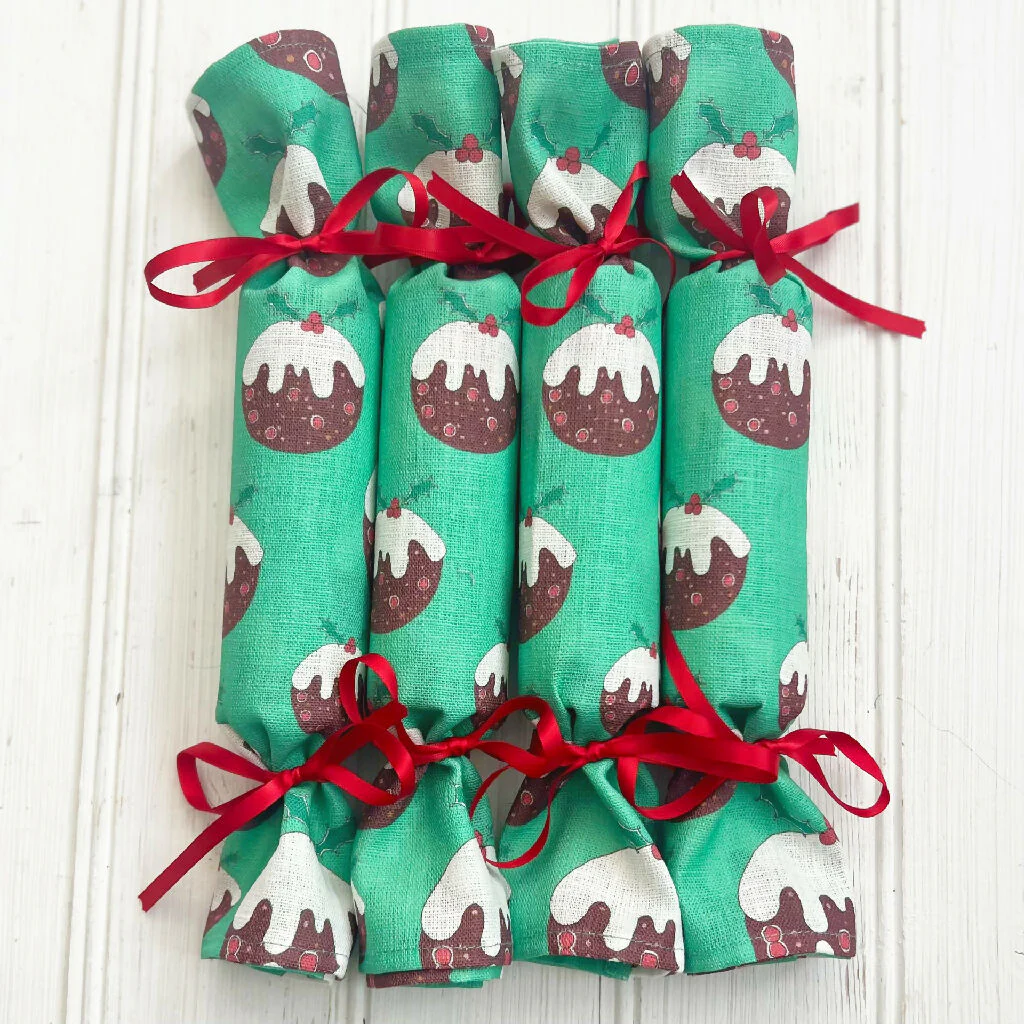 Linen Napkin Crackers - Christmas Puddings - Image 3