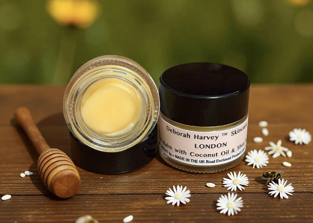 Lip Balm with Coconut oil, Beeswax & Shea Butter - Image 3