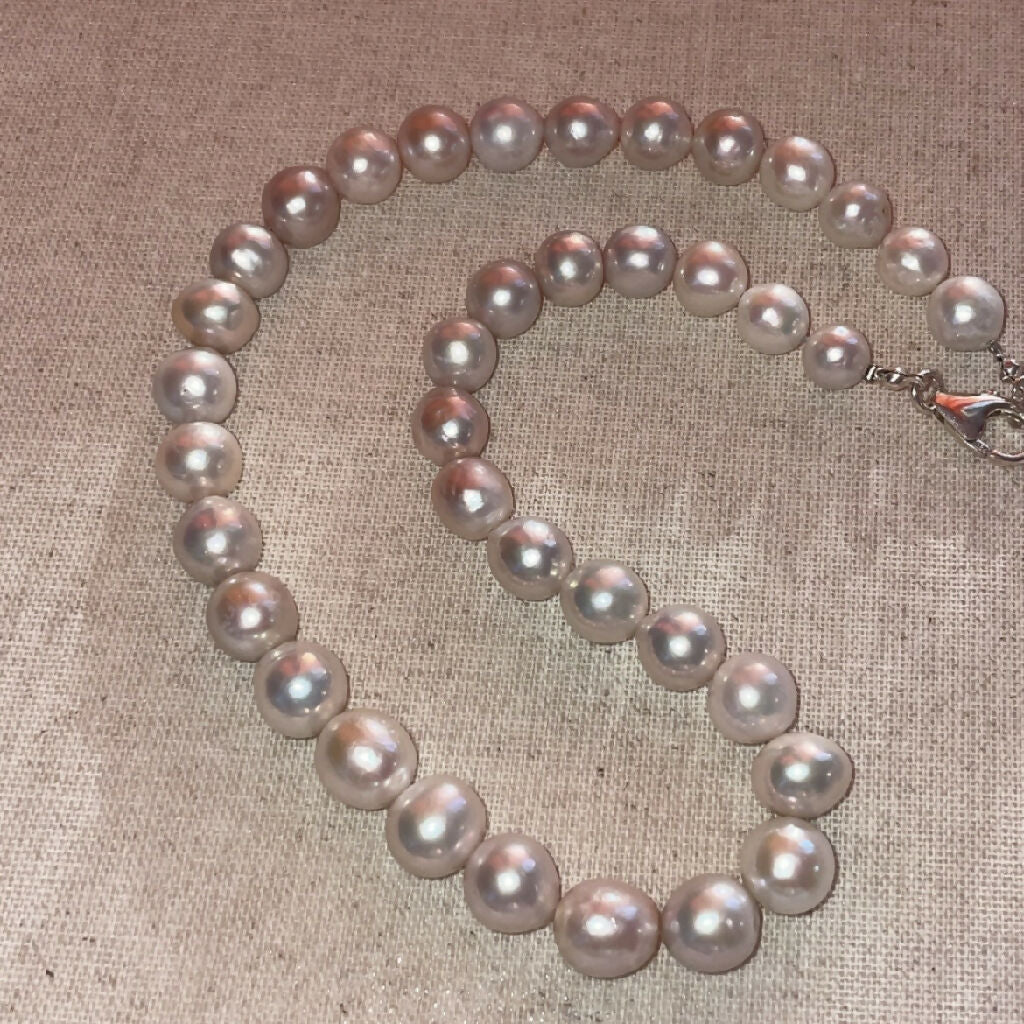 Lustrous Freshwater Pearls Sterling Silver beaded necklace