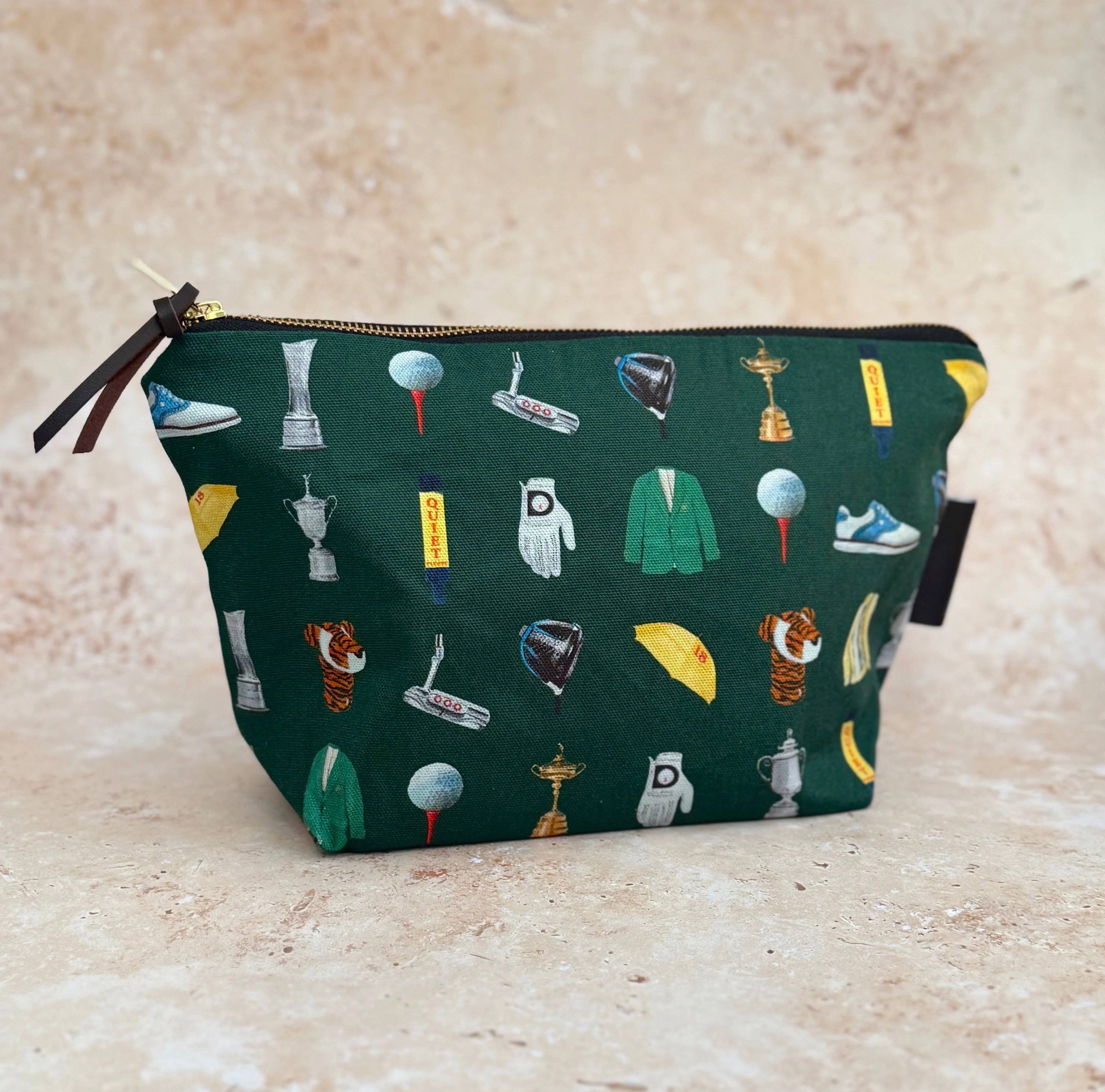 Makeup & Washbags - Image 11