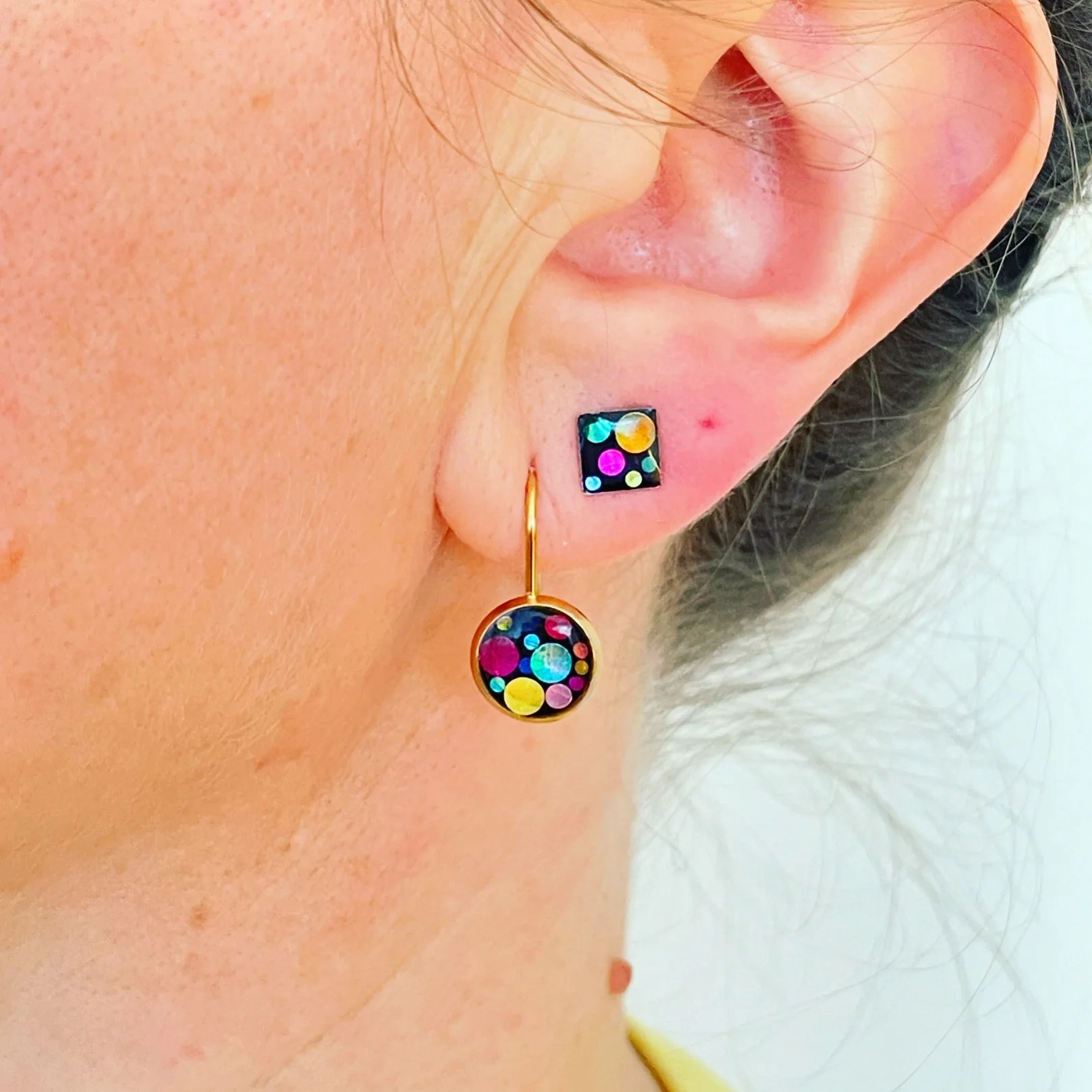 Mini disco drop earrings with colourful sparkles - Image 2