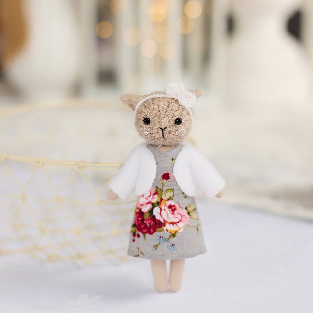 Miniature Cat Doll in Grey