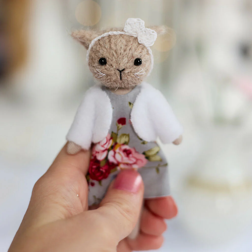Miniature Cat Doll in Grey - Image 5