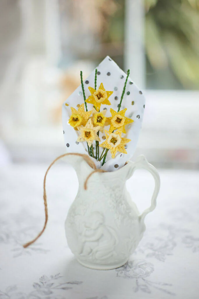 A Bunch of Miniature Daffodils in Yellow - Image 5