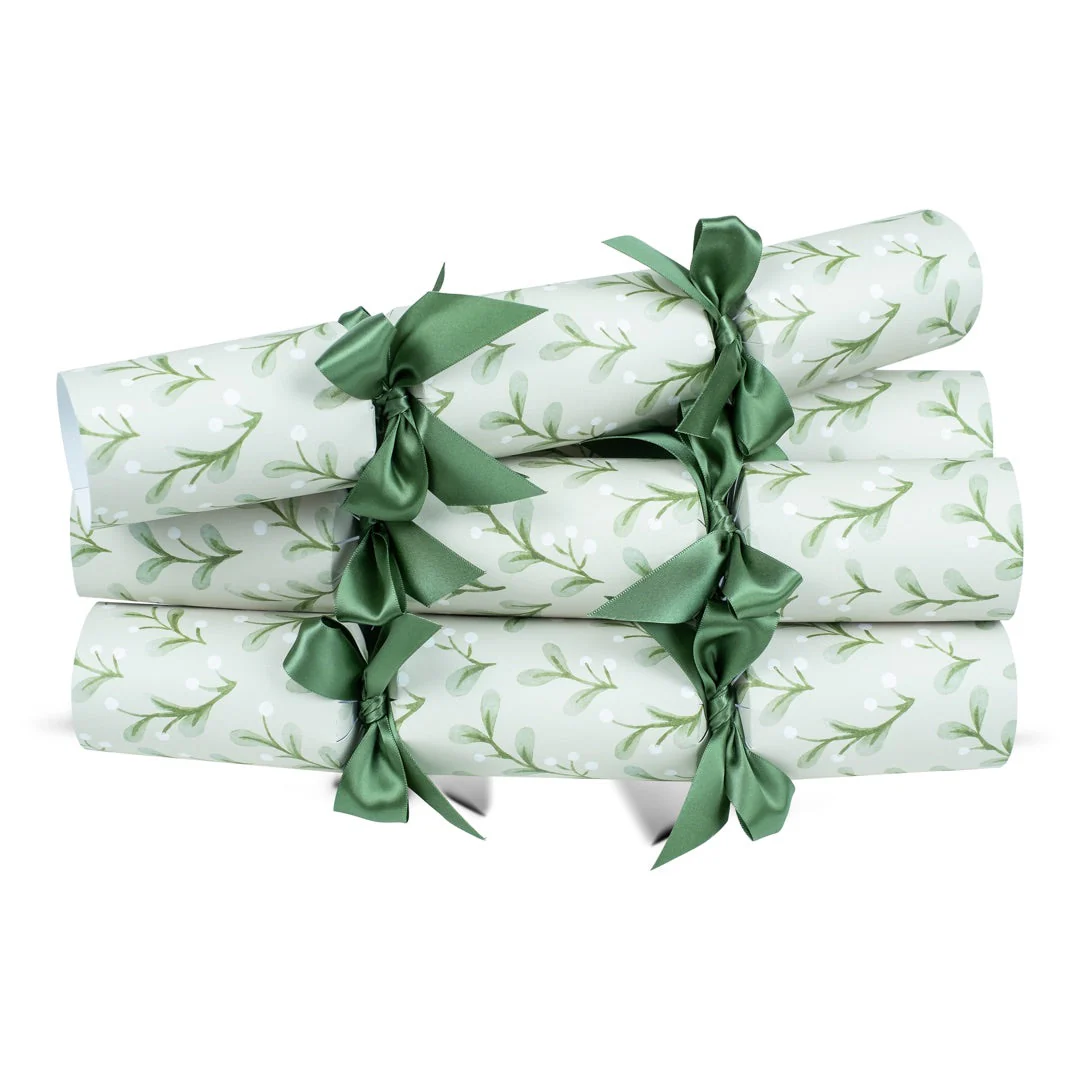 Mistletoe Christmas Cracker - Image 2