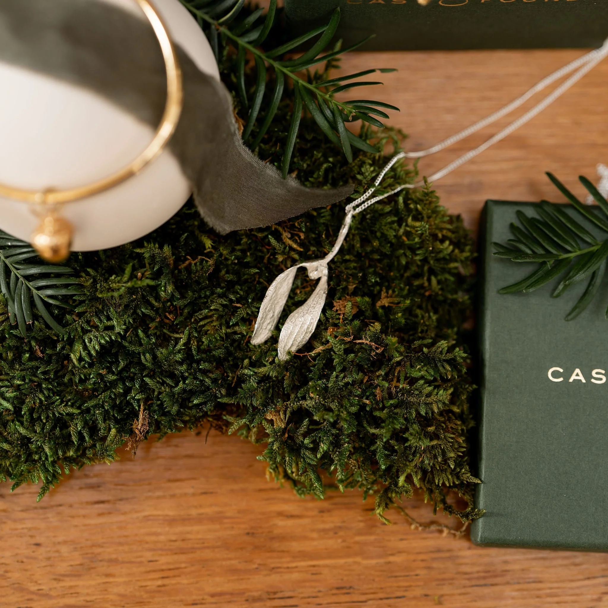 Mistletoe Necklace - Image 4