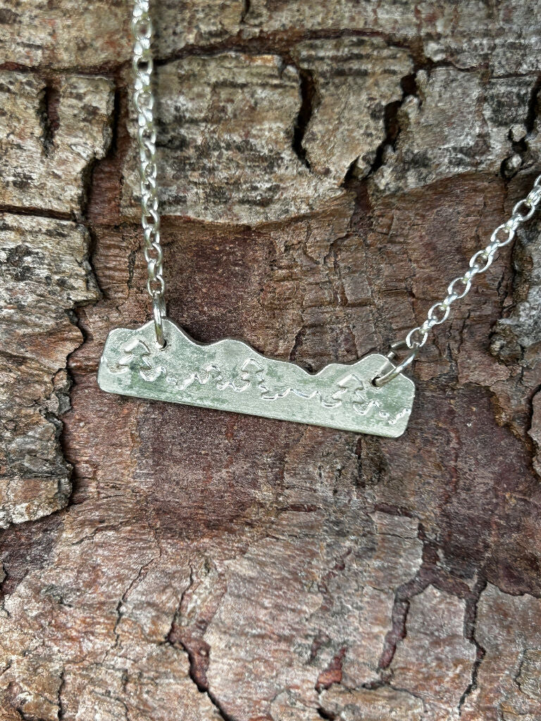 Mountain silver skiers Necklace - Image 4