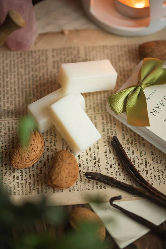 Myrrh and Tonka Botanical Wax Melt - Image 5