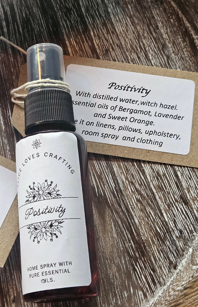 Natural Aromatherapy Room & Linen Spray 30ml travel size - Image 4