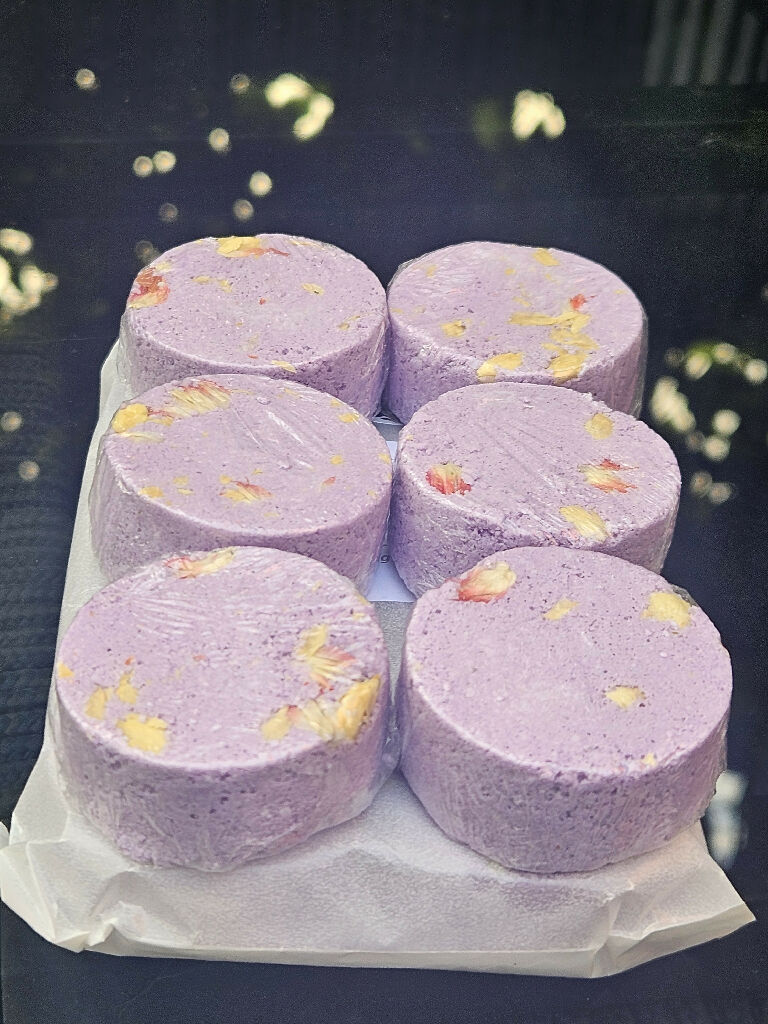 Natural Botanical Bath Melts, Shower Steamers, Calming Spray Gift Set - Image 9