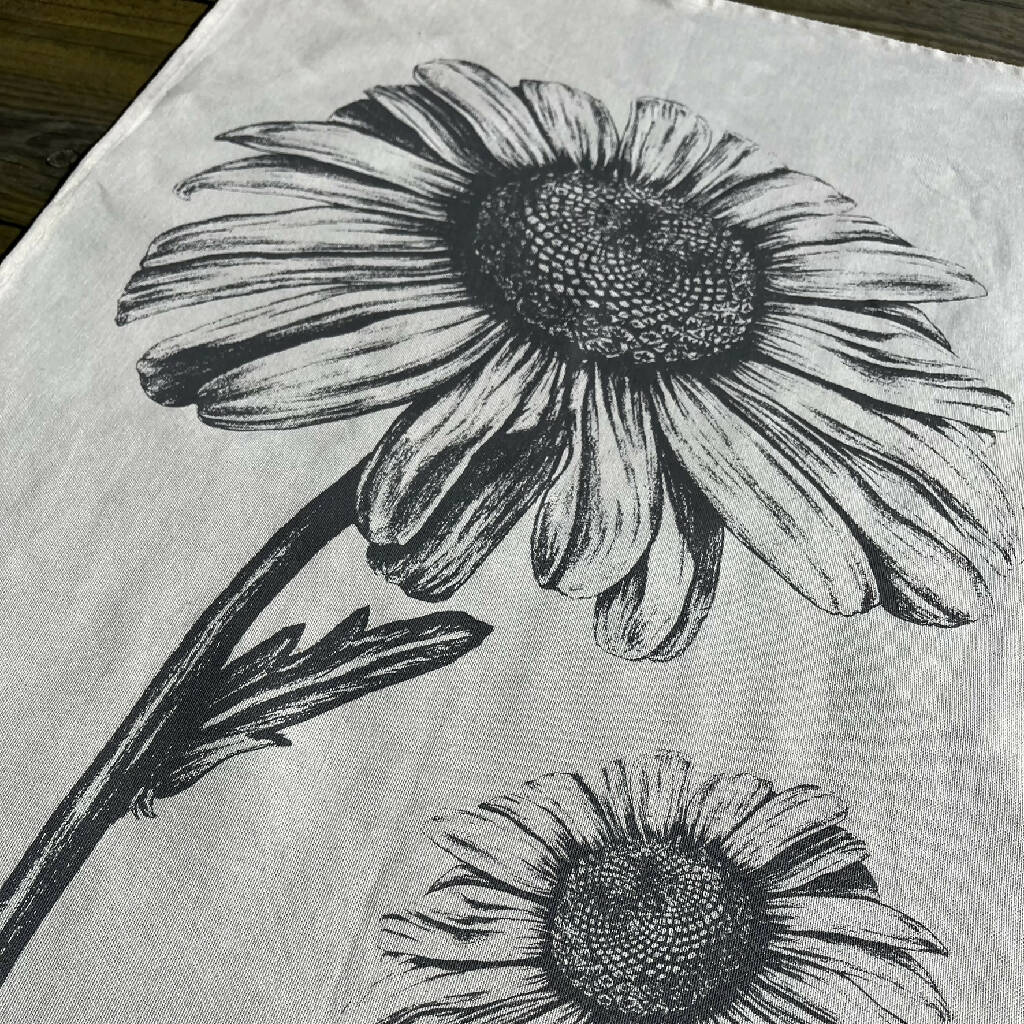 Natural Cotton Daisy Tea Towel - Image 3