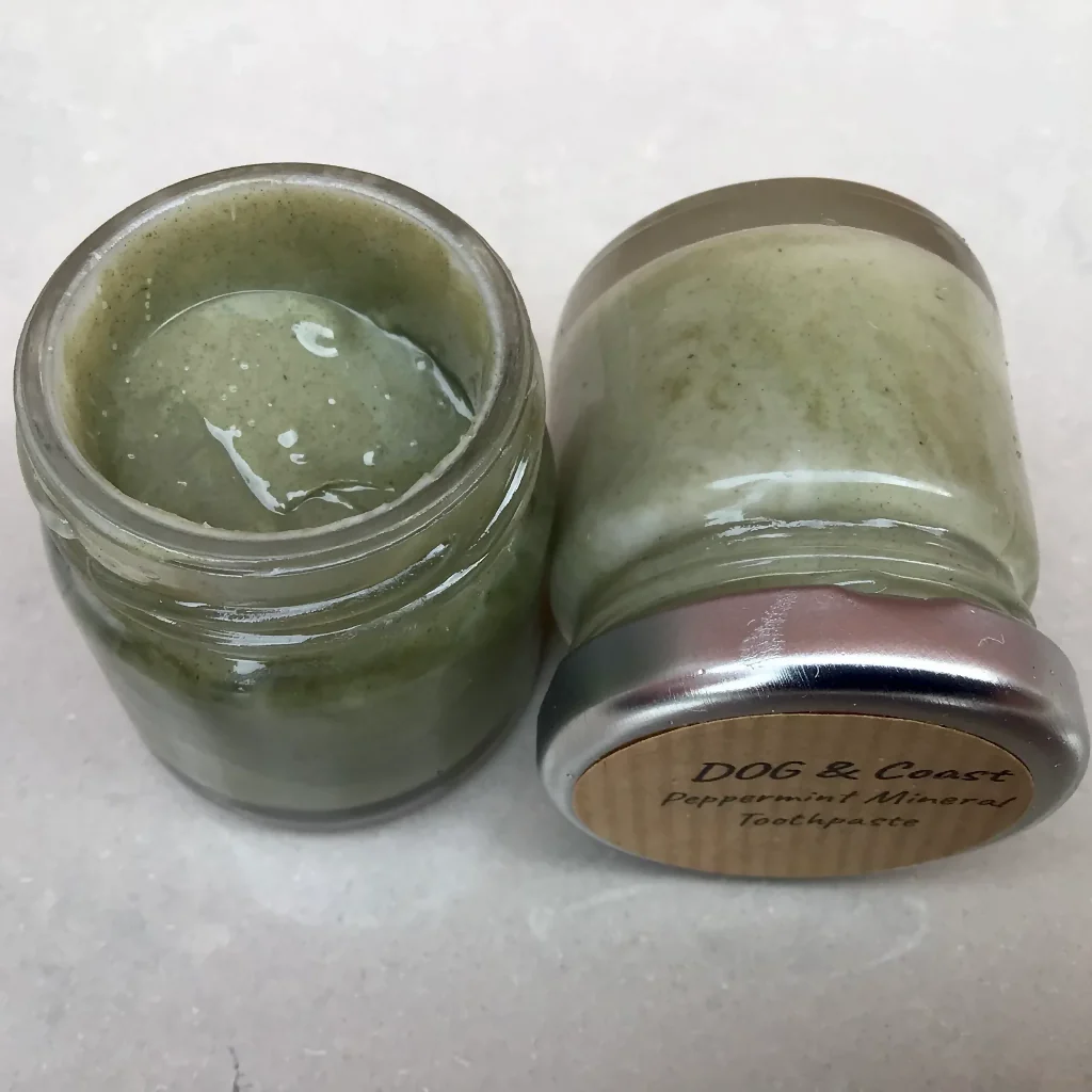 Natural Mineral Toothpaste for Dogs - Image 4