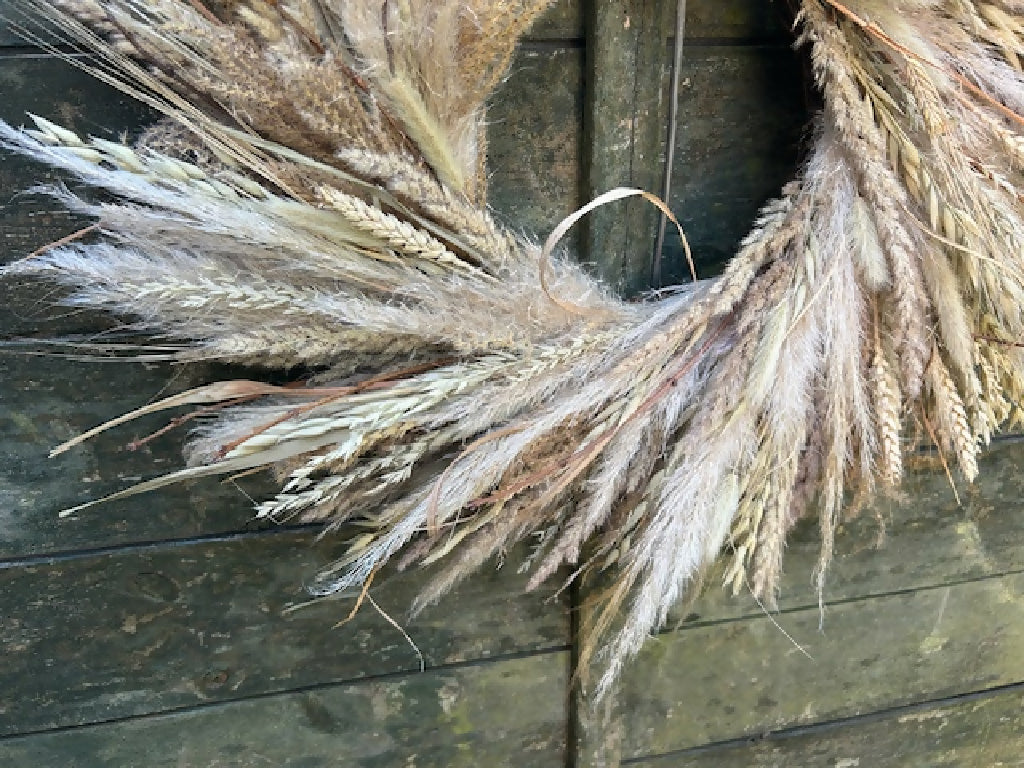 Natural Pampas Wreath - Image 2