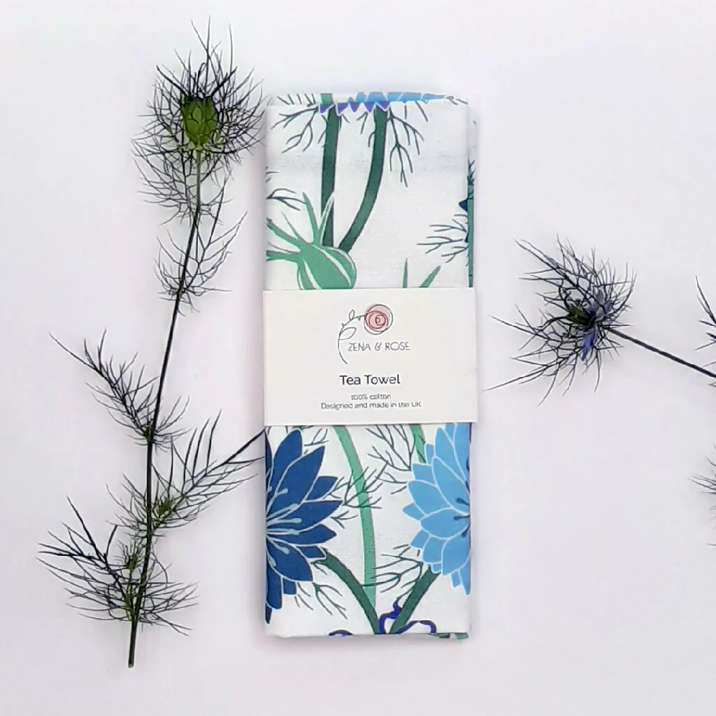 Nigella pattern tea towel in blue and white - Image 2