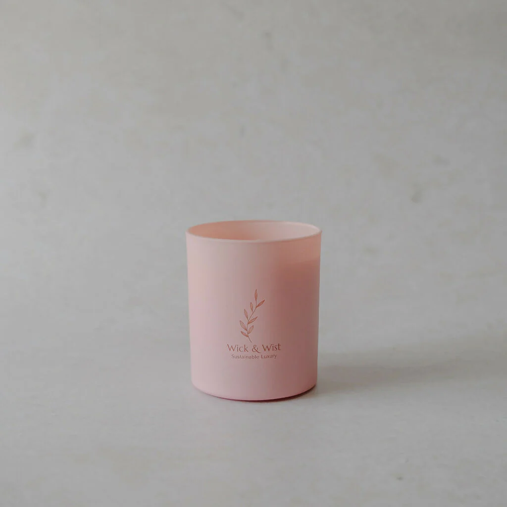 No. 01 Arabian Rose Luxury Candle - Image 6