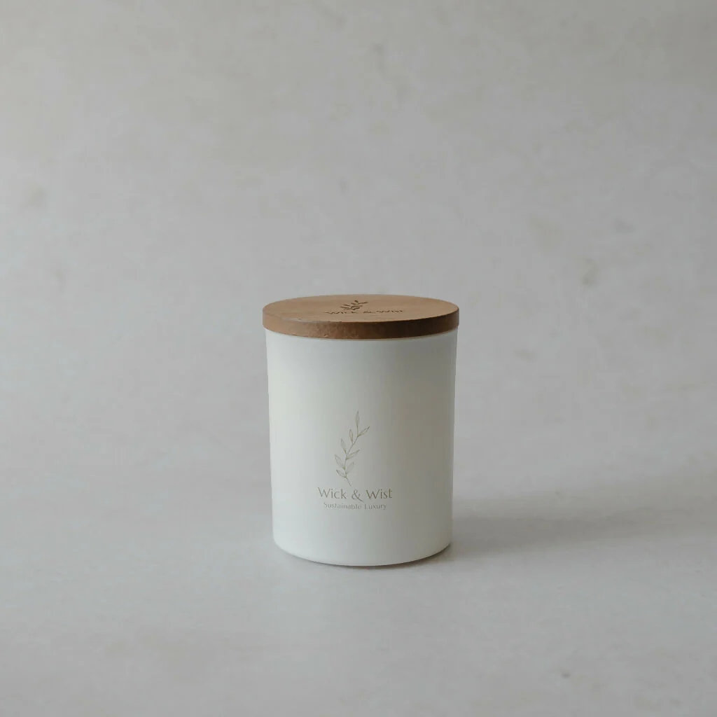 No. 02 Snug as a Bug Luxury Candle - Image 5
