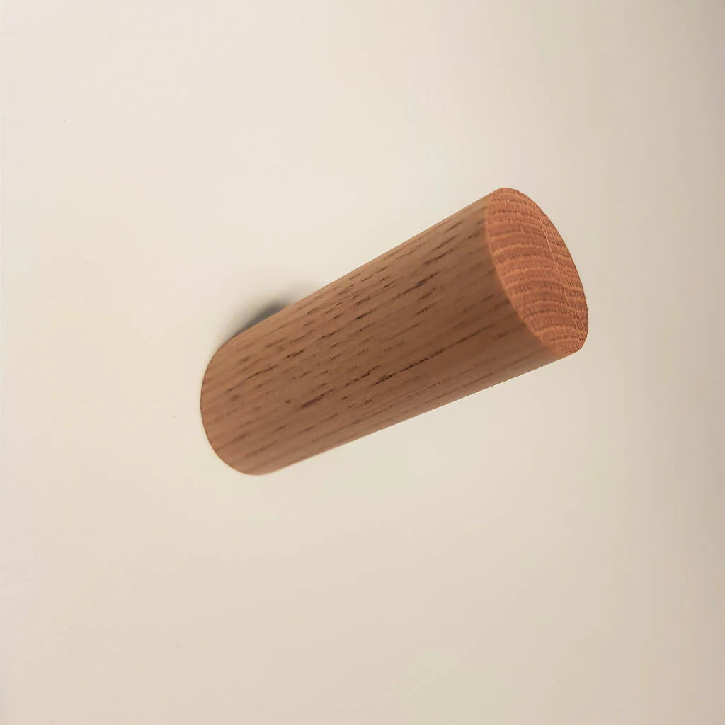 Oak Floating Hook - Image 3