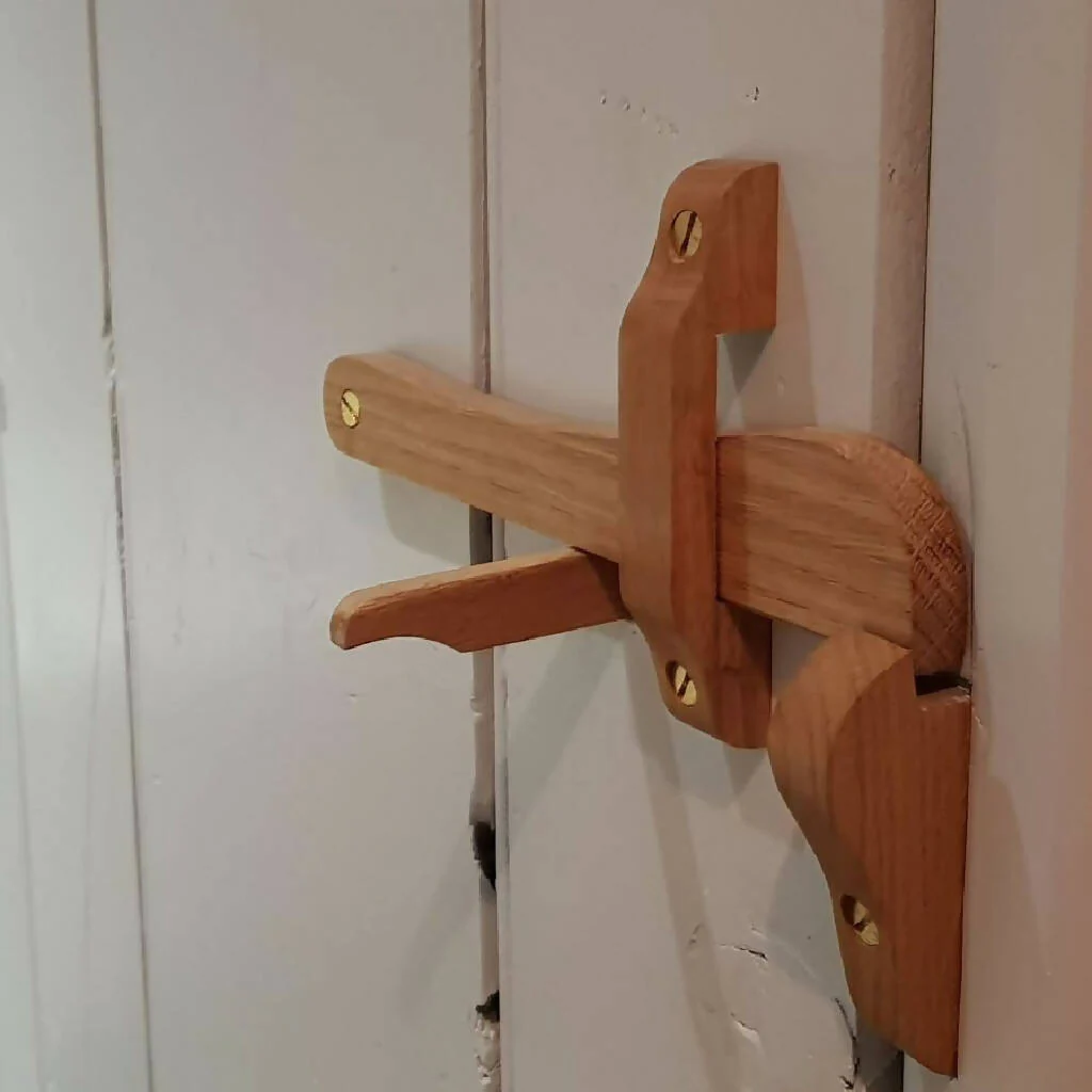 Oak Harrier Door Latch - Image 3